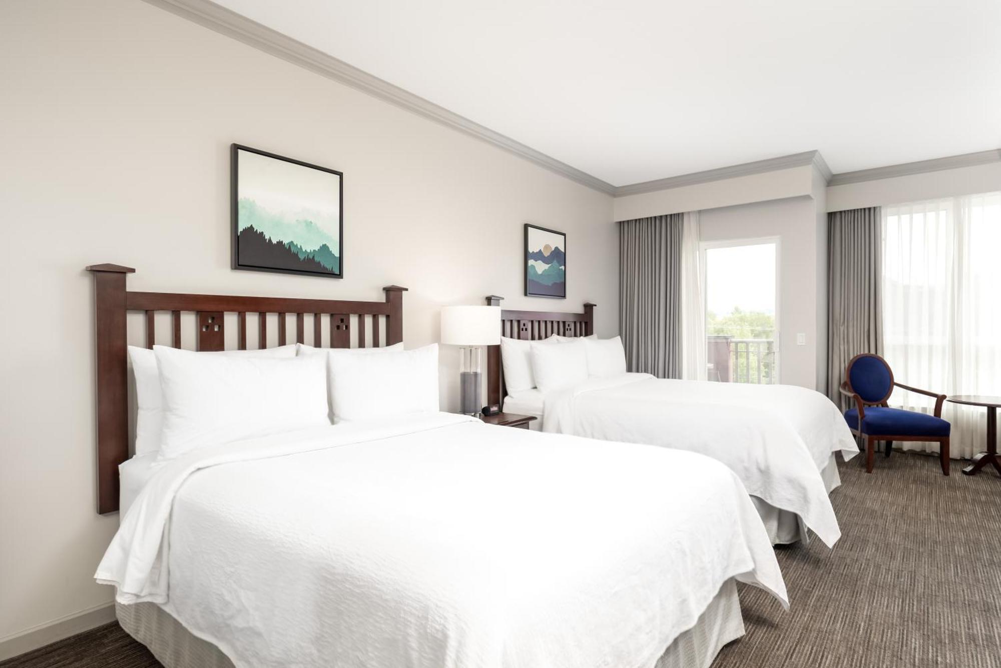 Deluxe Room, 2 Queens